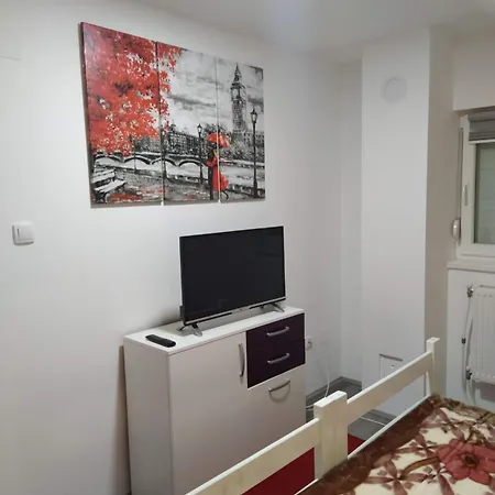 アパート Vukanac